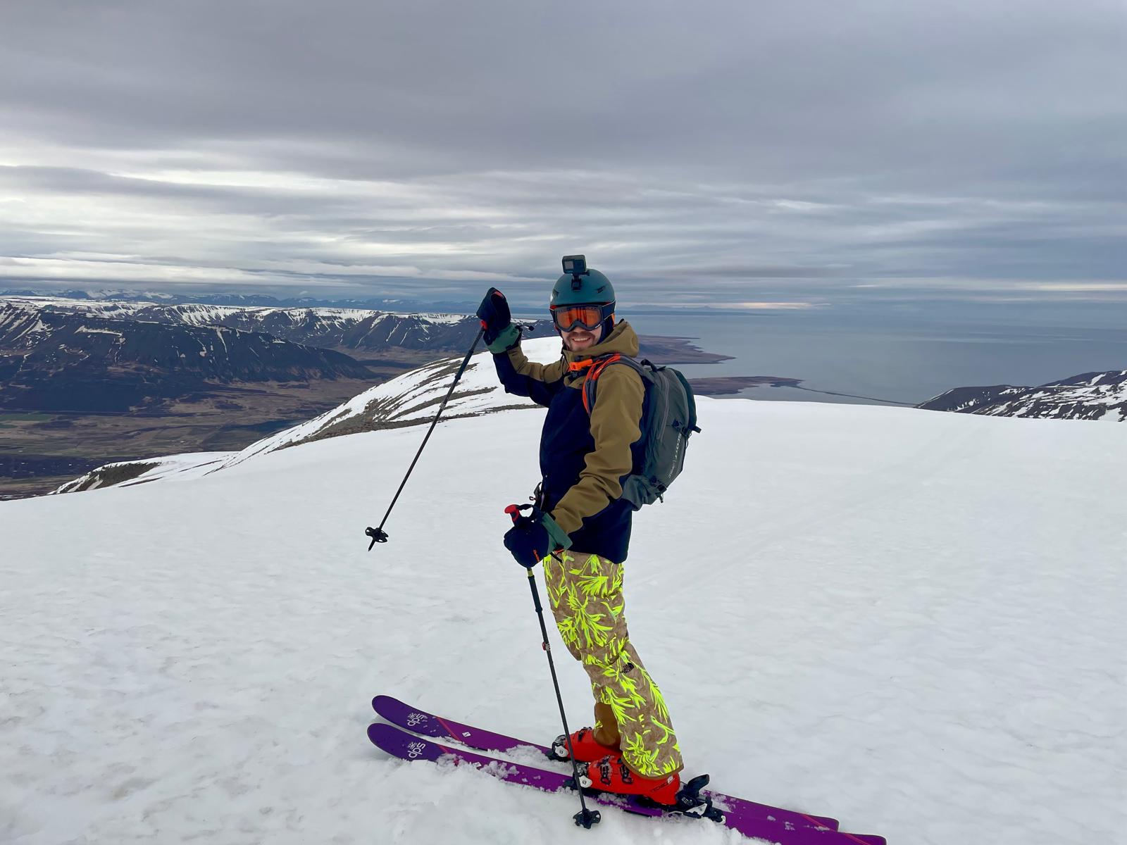 tyax_snowboarding_travelzone